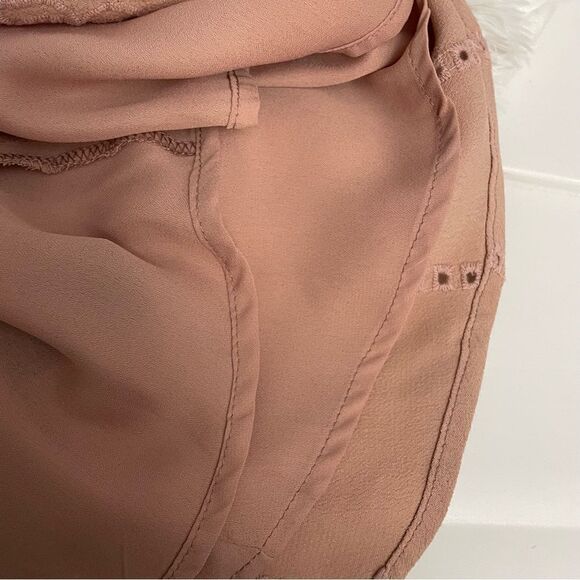 ASTR the Label Peach Ruffled Square Neck fit, and flare dress size XS - Picture 7 of 9